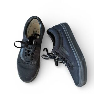 Vans Old Skool low top sneakers black 10.5